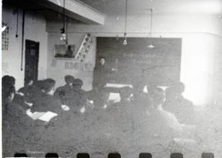 1949-1-14（3）同学们上课（1953年）